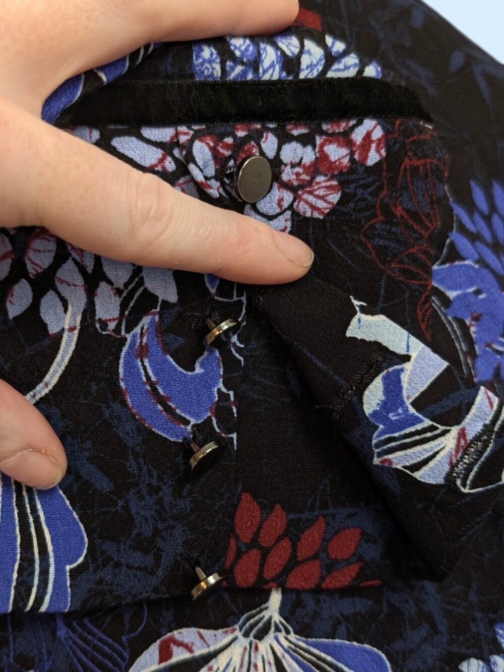 Guess Marinda Floral Print Dress - Picture 4 of 9